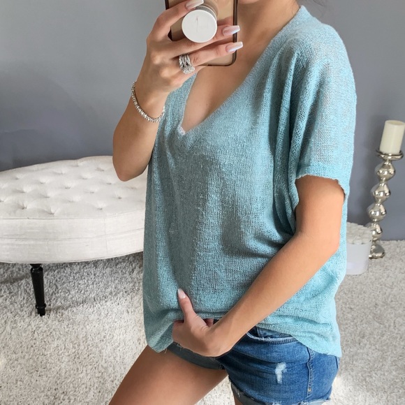 LUMI in Tiffany Blue - Picture 3 of 3